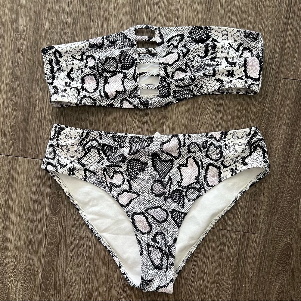 Black & White Snake Print Bandeau Bikini